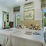 Villa Laguna, Golf - Stunning House - Laguna Golf Course Quarteira