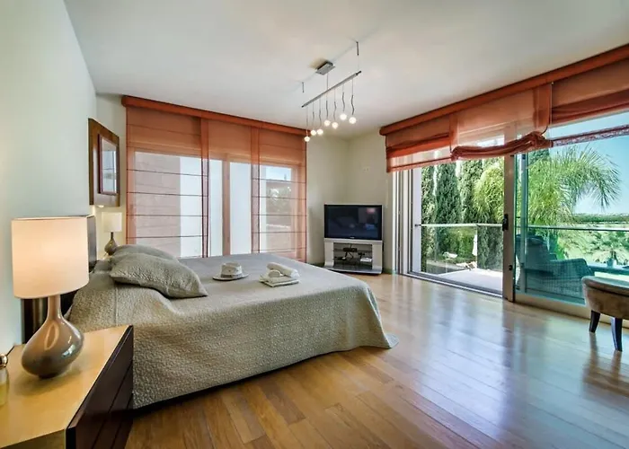 Villa Laguna, Golf - Stunning House - Laguna Golf Course Quarteira