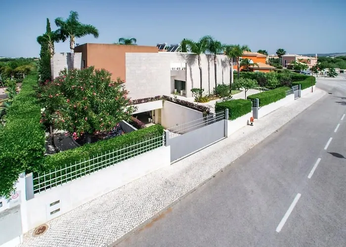 Villa Laguna, Golf - Stunning House - Laguna Golf Course Quarteira